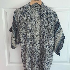 White and blue Elodie kimono